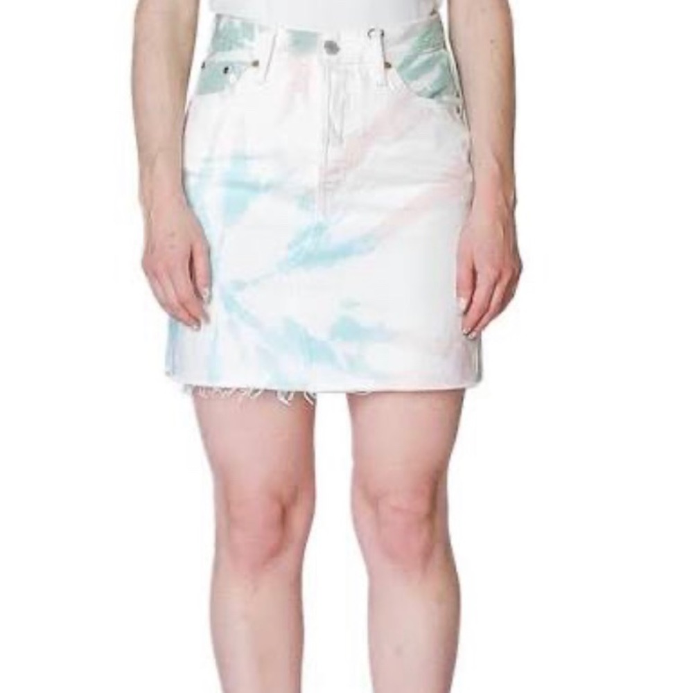 Levi’s Premium Tye-dye high-rise skirt 🌸🌸🌸 - Picture 4 of 10